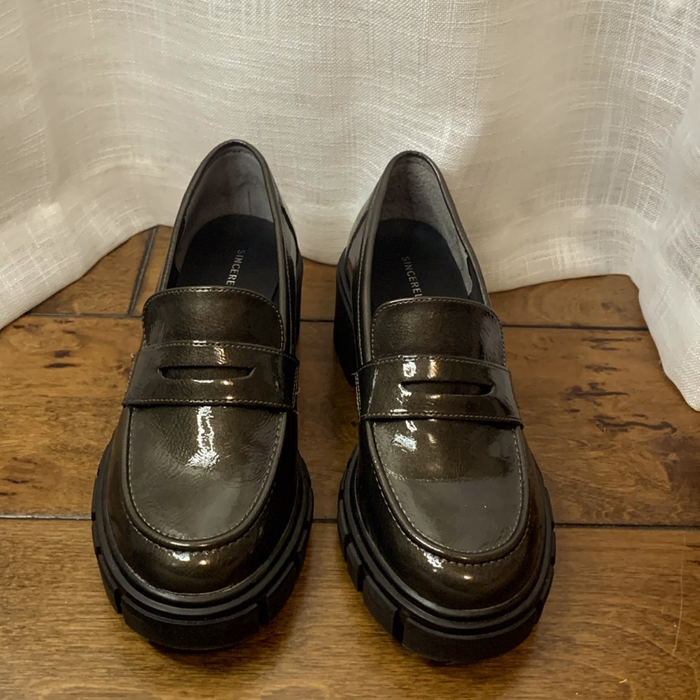 Sincerely Jules Penny Loafers- Black and Brown loafers for women (Size 6.5)